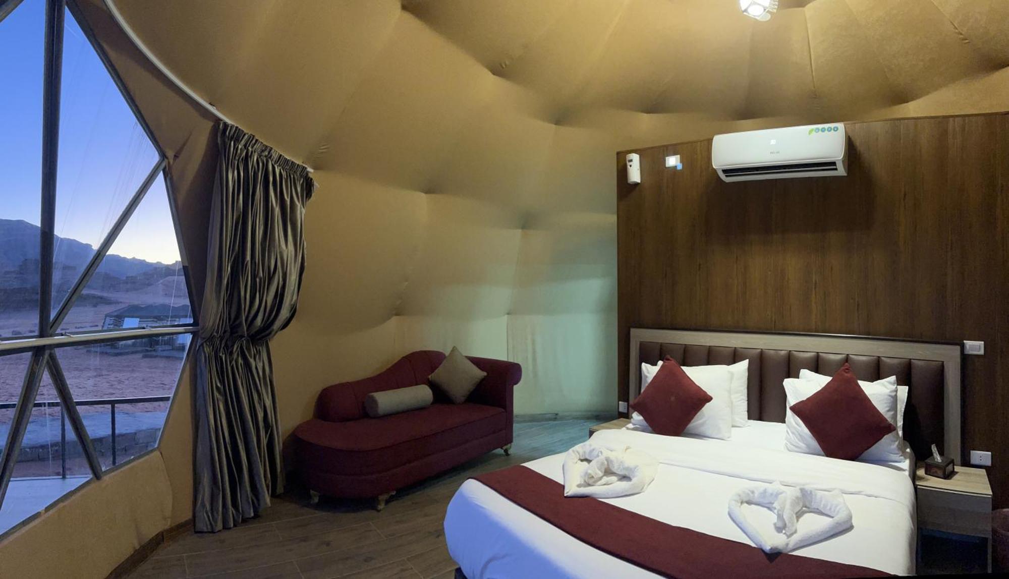 Wadi Rum Rose Luxury Camp Extérieur photo